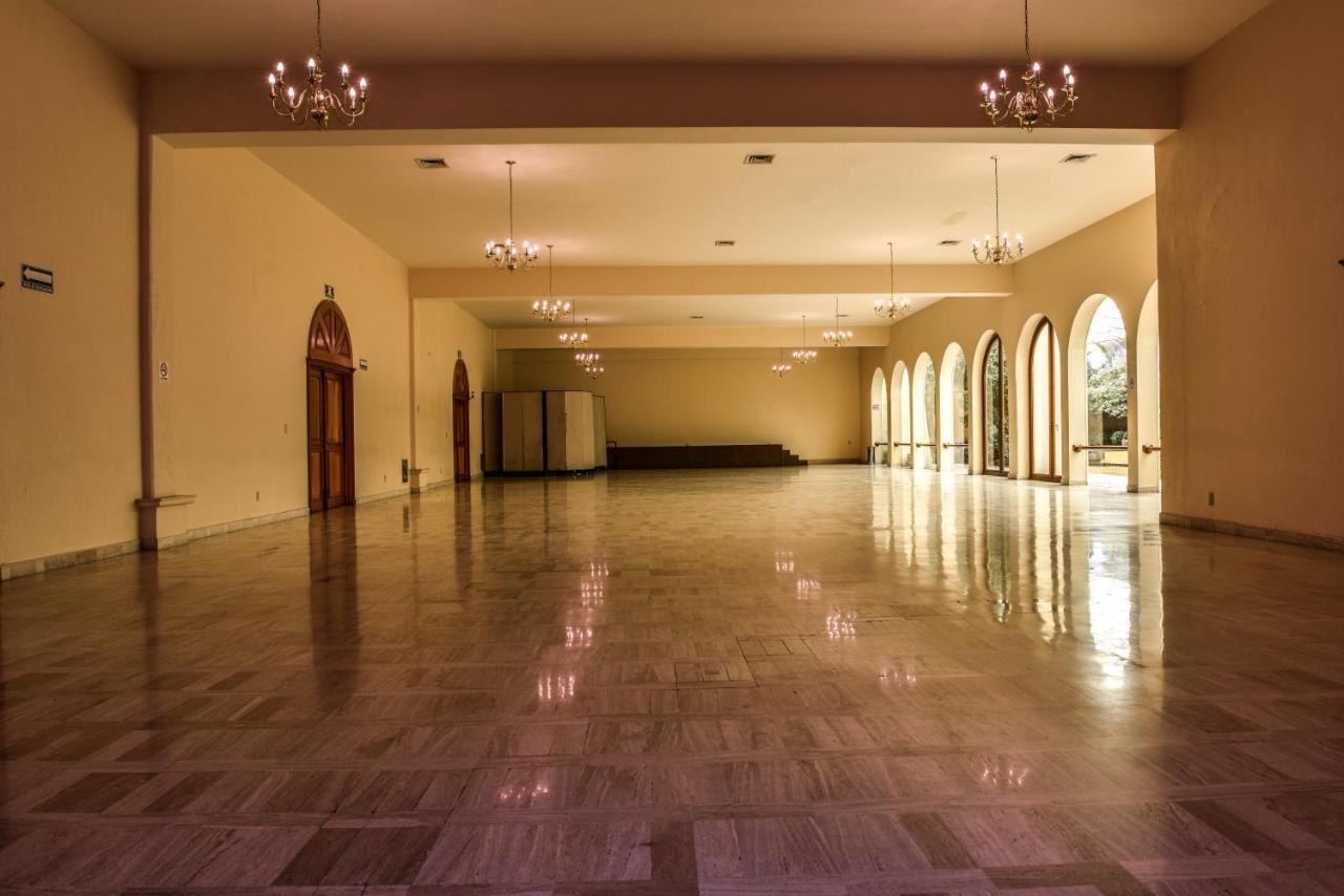 Hotel Oliver Inn Толука-де-Лердо Экстерьер фото